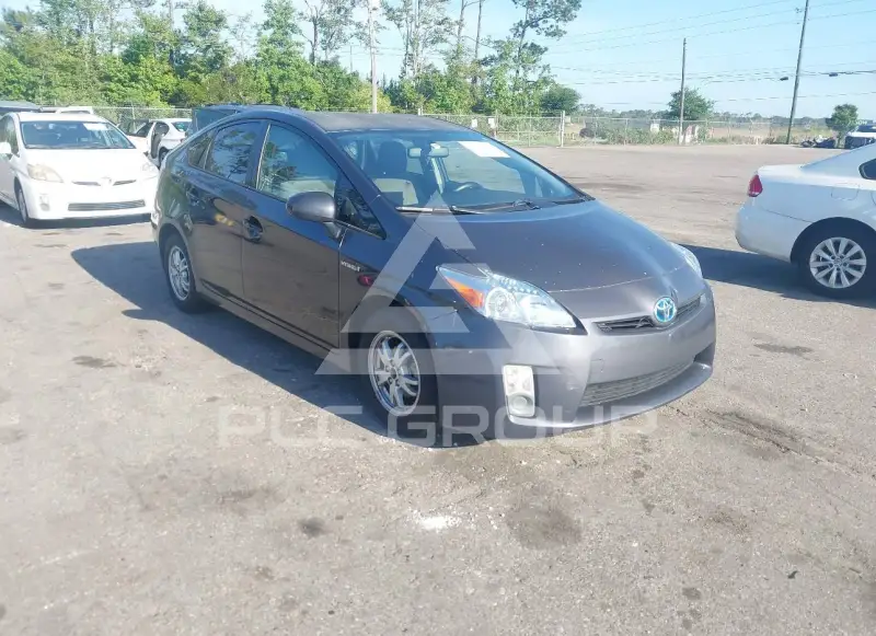 2010 Toyota PRIUS фото