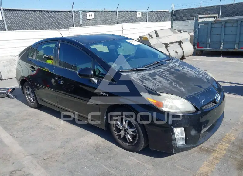 2010 Toyota PRIUS фото