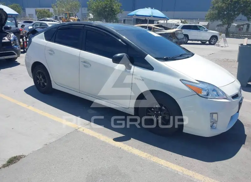 2010 Toyota PRIUS фото