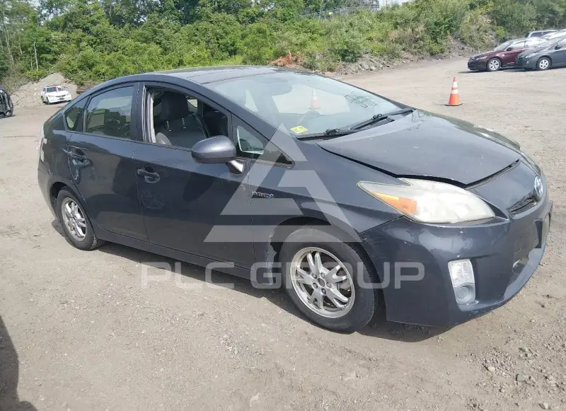 2010 Toyota PRIUS фото