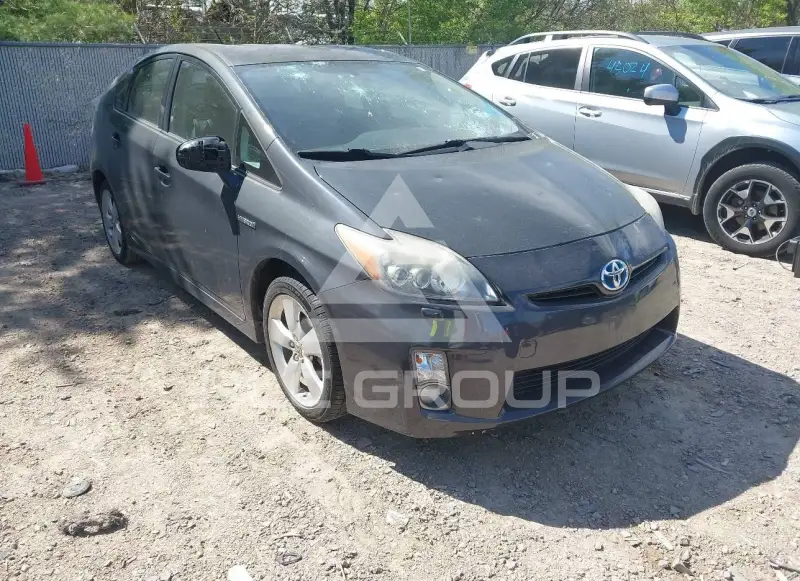 2010 Toyota PRIUS фото