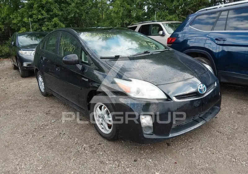 2010 Toyota PRIUS фото