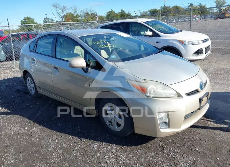2010 Toyota PRIUS фото