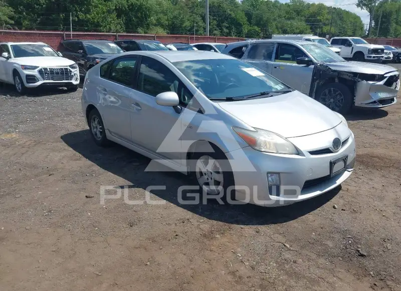 2010 Toyota PRIUS фото