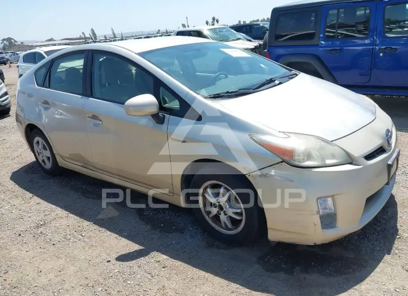2010 Toyota PRIUS фото