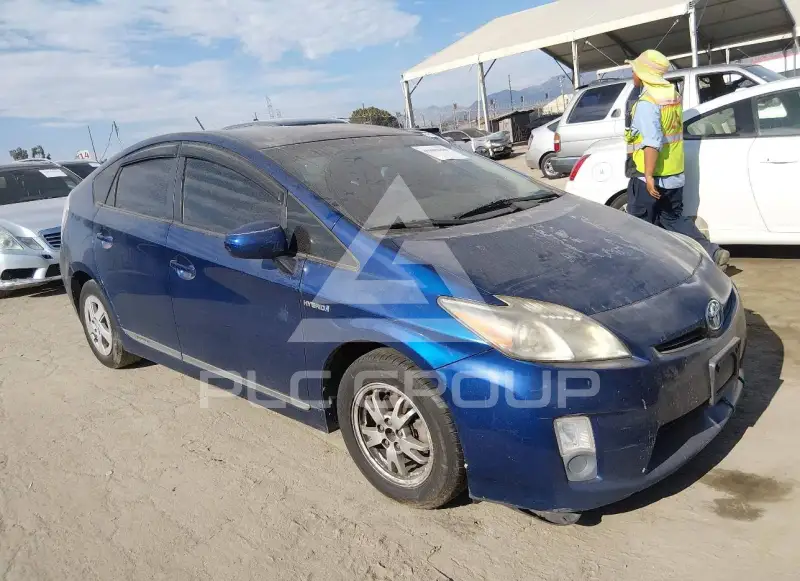 2010 Toyota PRIUS фото