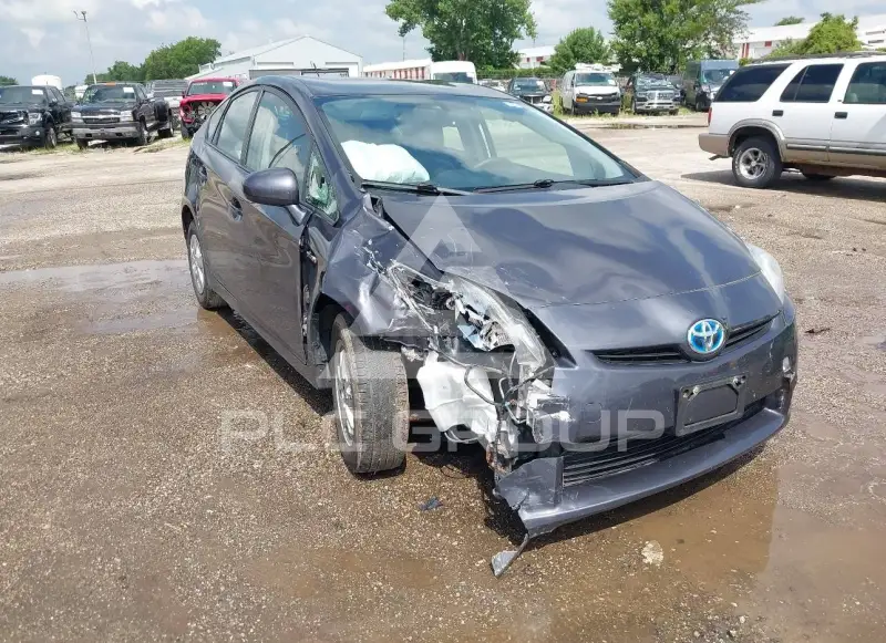2010 Toyota PRIUS фото