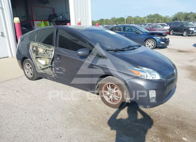 2010 Toyota PRIUS фото