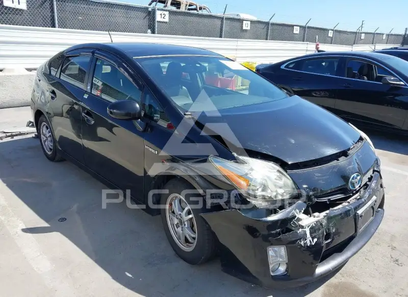 2010 Toyota PRIUS фото
