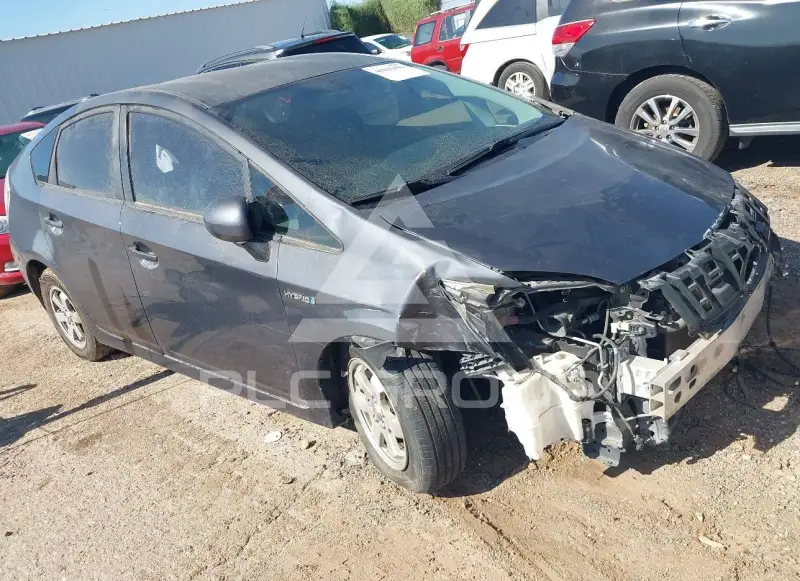 2010 Toyota PRIUS фото