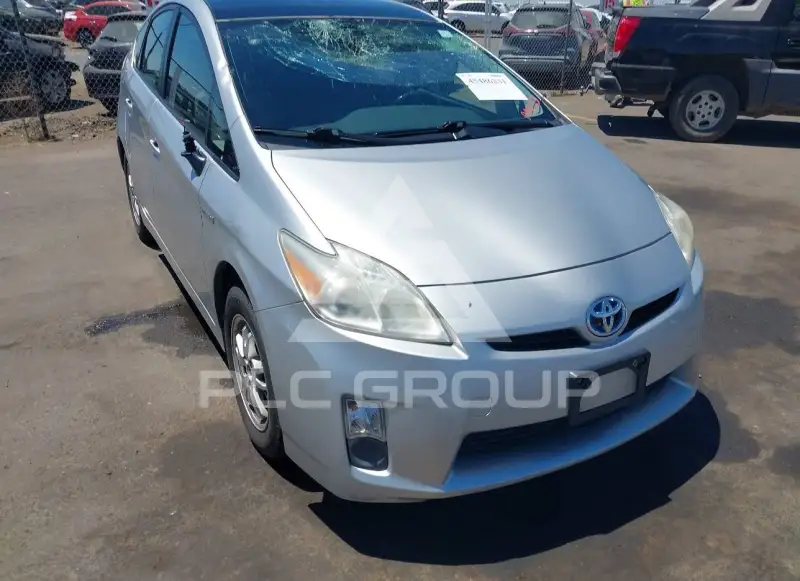 2010 Toyota PRIUS фото