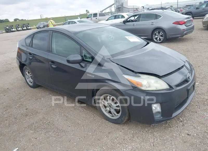 2010 Toyota PRIUS фото