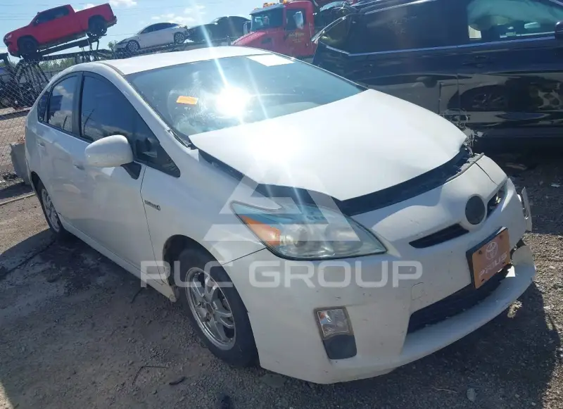 2010 Toyota PRIUS фото