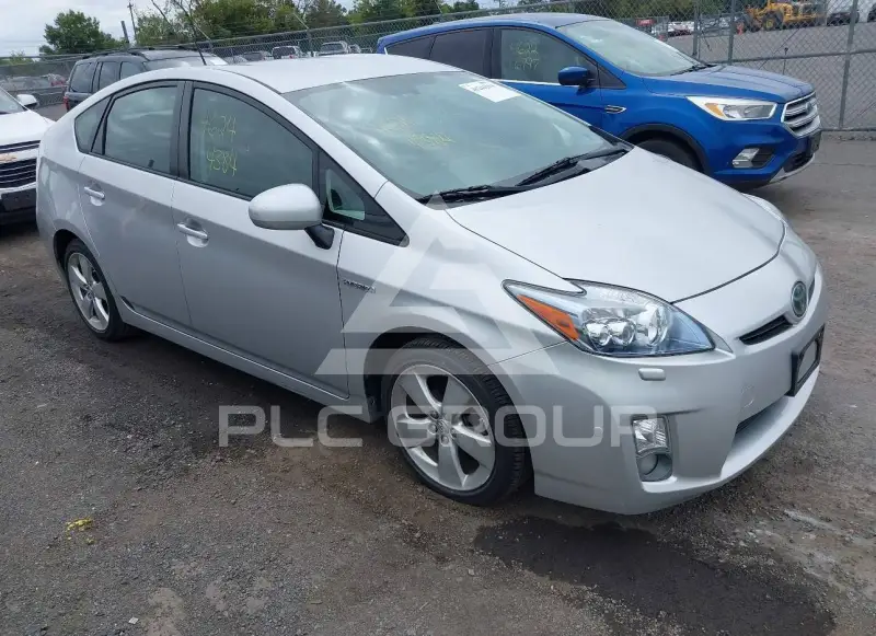 2010 Toyota PRIUS фото