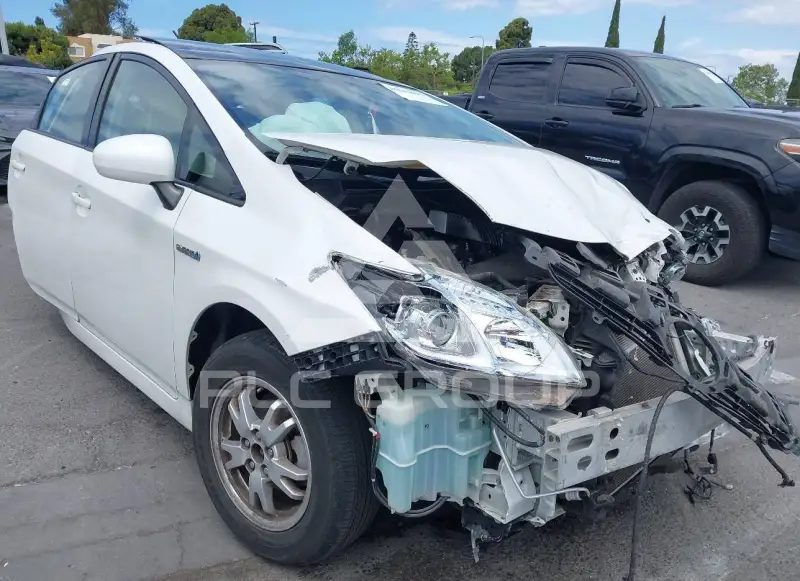 2010 Toyota PRIUS фото
