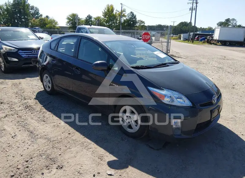 2010 Toyota PRIUS фото