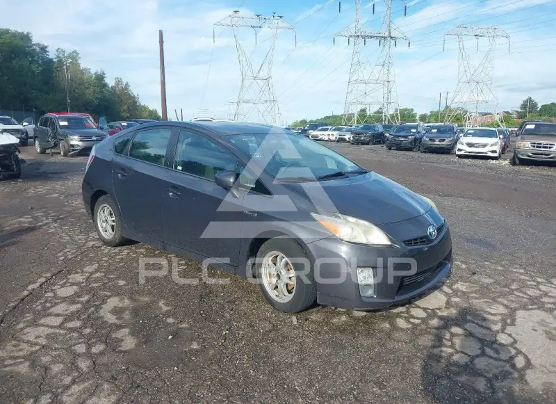 2010 Toyota PRIUS фото
