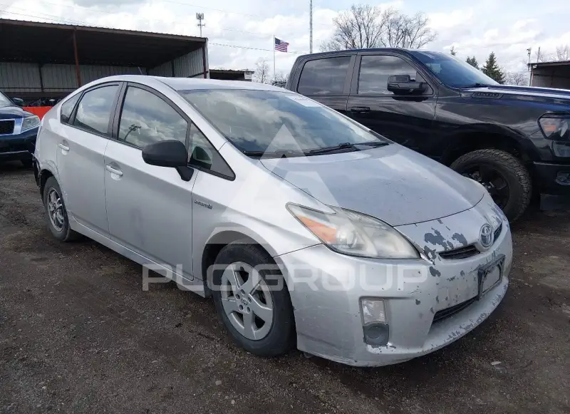 2010 Toyota PRIUS photo