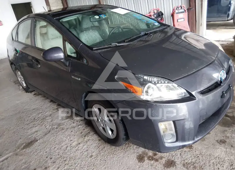 2010 Toyota PRIUS фото