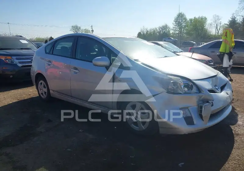 2010 Toyota PRIUS фото