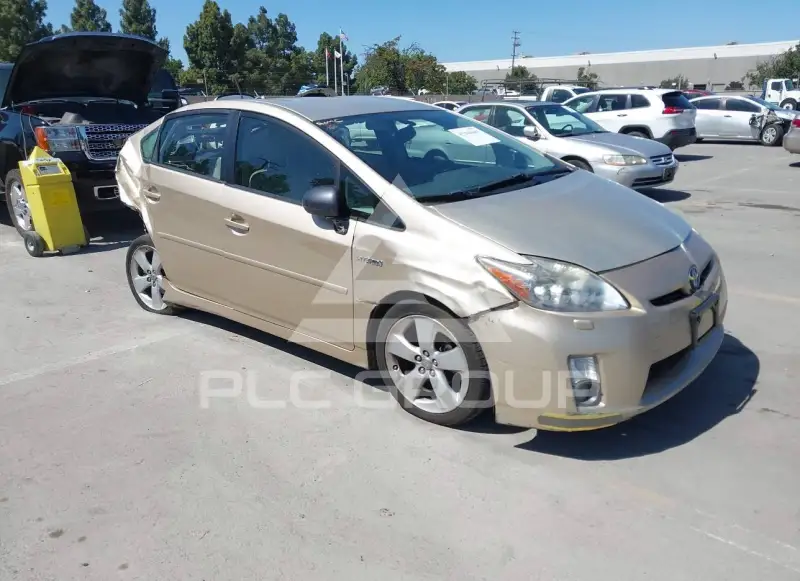 2010 Toyota PRIUS фото