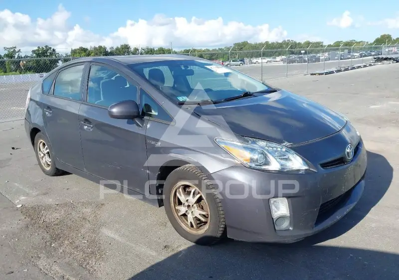 2010 Toyota PRIUS photo