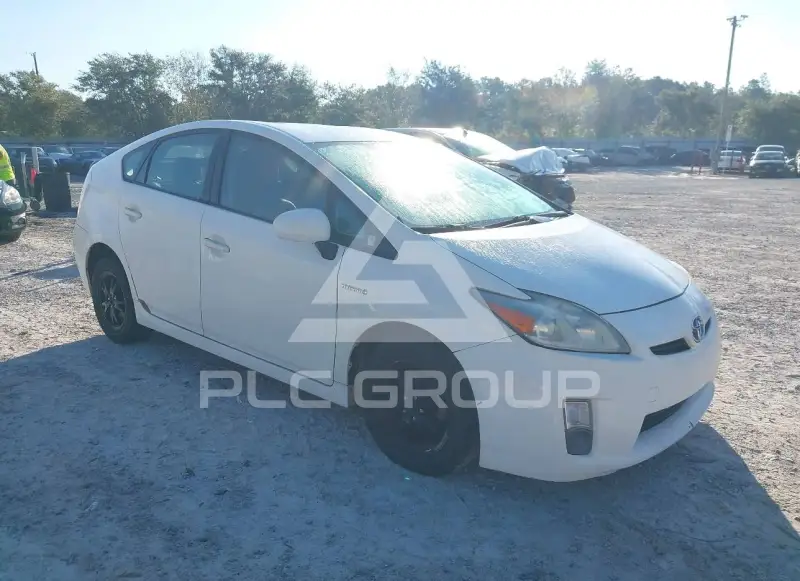 2010 Toyota PRIUS фото