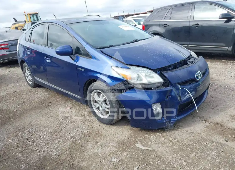 2010 Toyota PRIUS фото