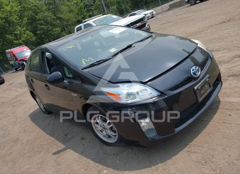 2010 Toyota PRIUS фото