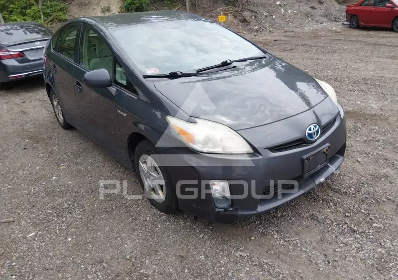 2010 Toyota PRIUS фото