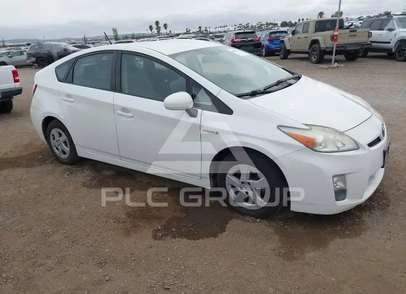 2010 Toyota PRIUS фото