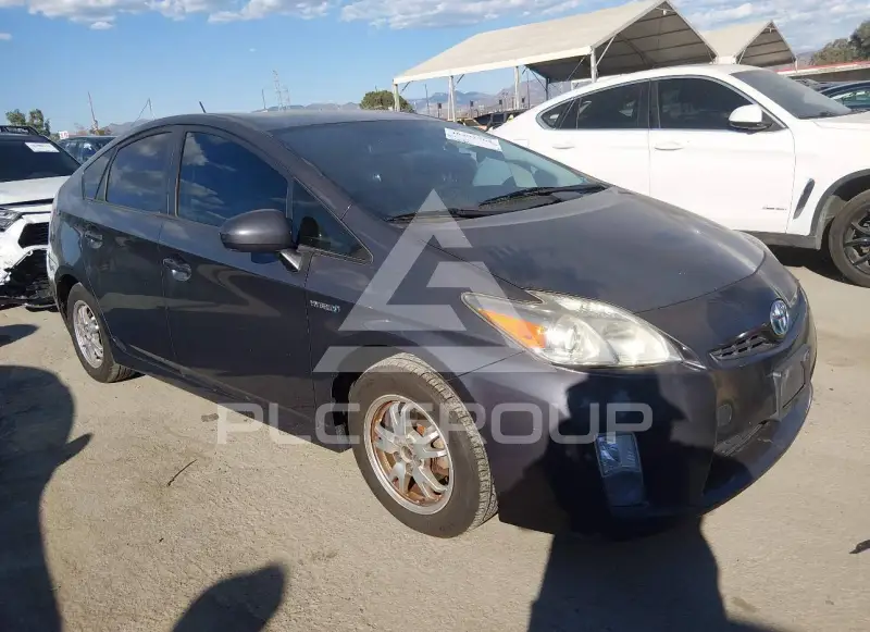 2010 Toyota PRIUS photo