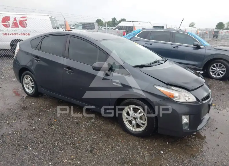2010 Toyota PRIUS фото