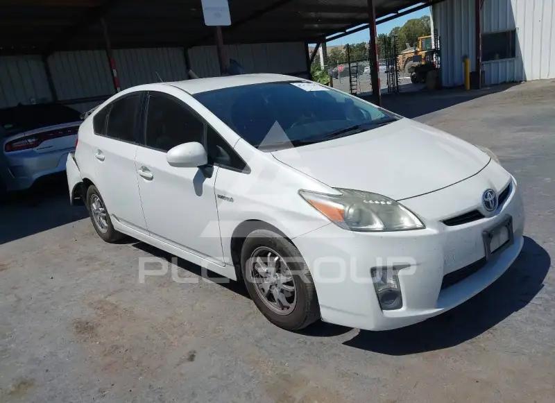 2010 Toyota PRIUS фото