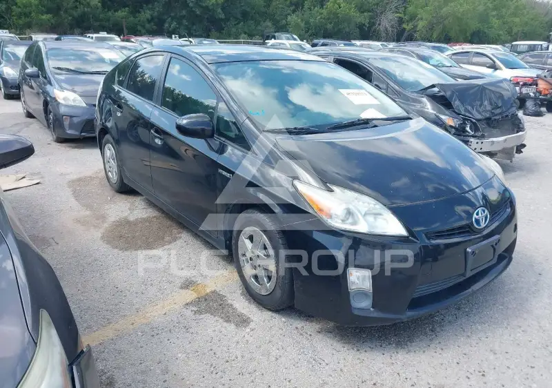 2010 Toyota PRIUS фото