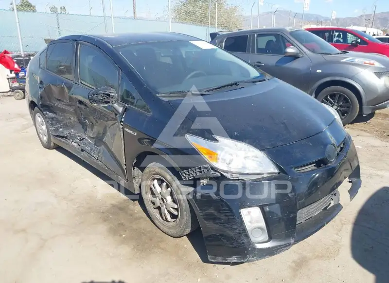 2010 Toyota PRIUS фото