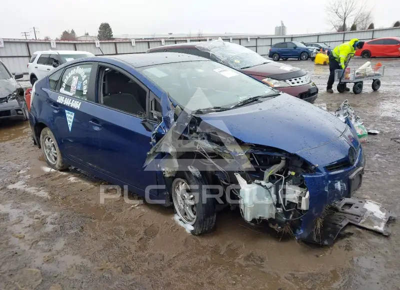 2010 Toyota PRIUS photo