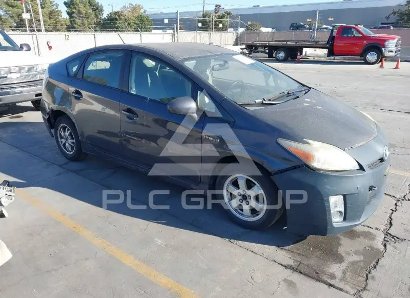 2010 Toyota PRIUS фото