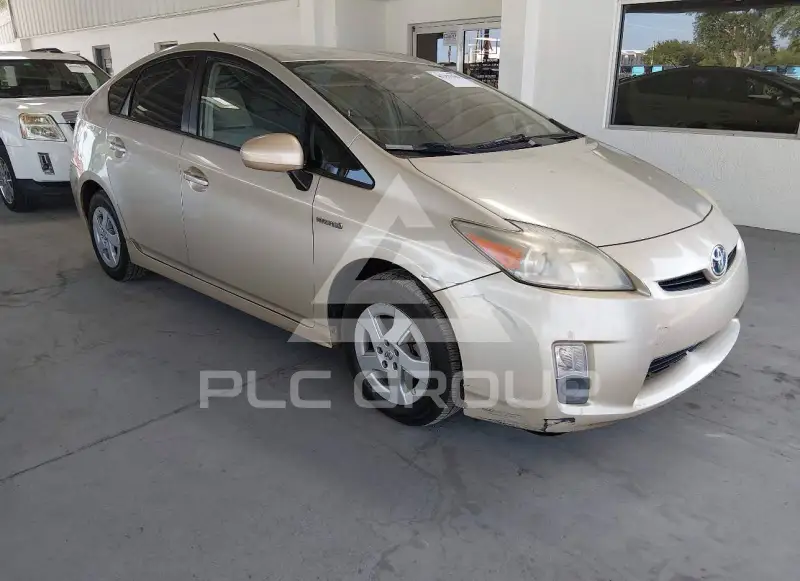 2010 Toyota PRIUS фото