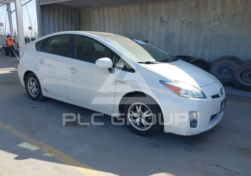 2010 Toyota PRIUS фото