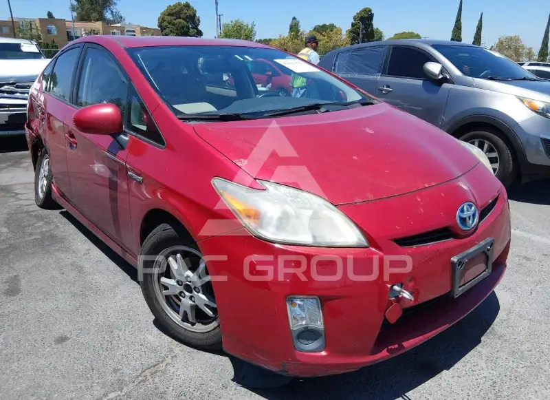2010 Toyota PRIUS фото