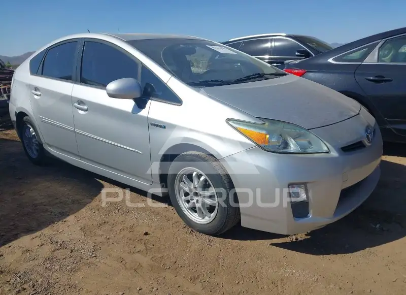 2010 Toyota PRIUS фото