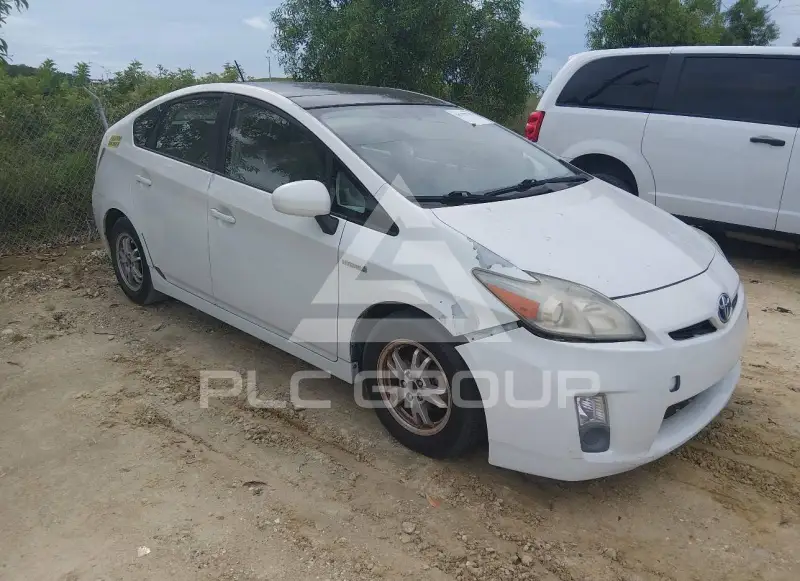 2010 Toyota PRIUS фото