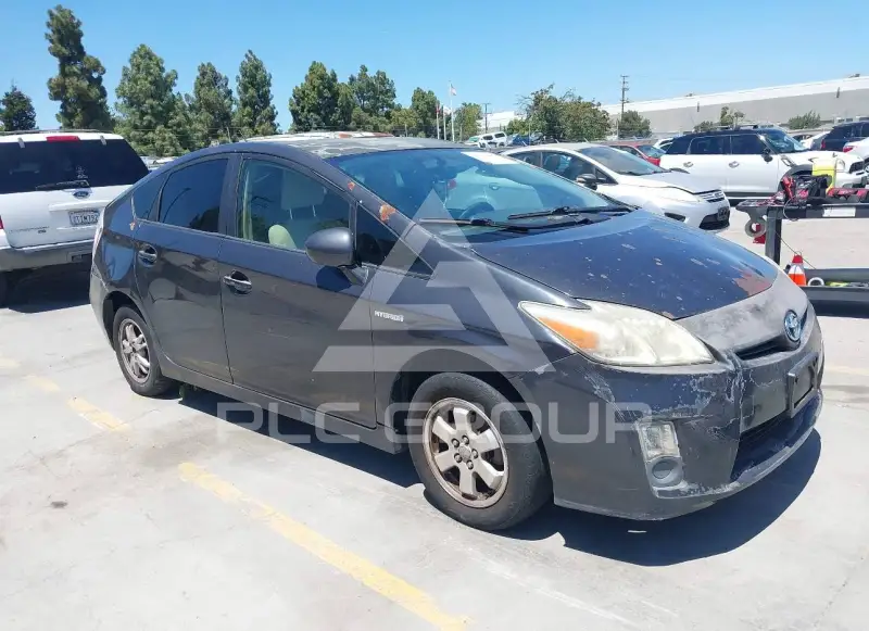 2010 Toyota PRIUS фото