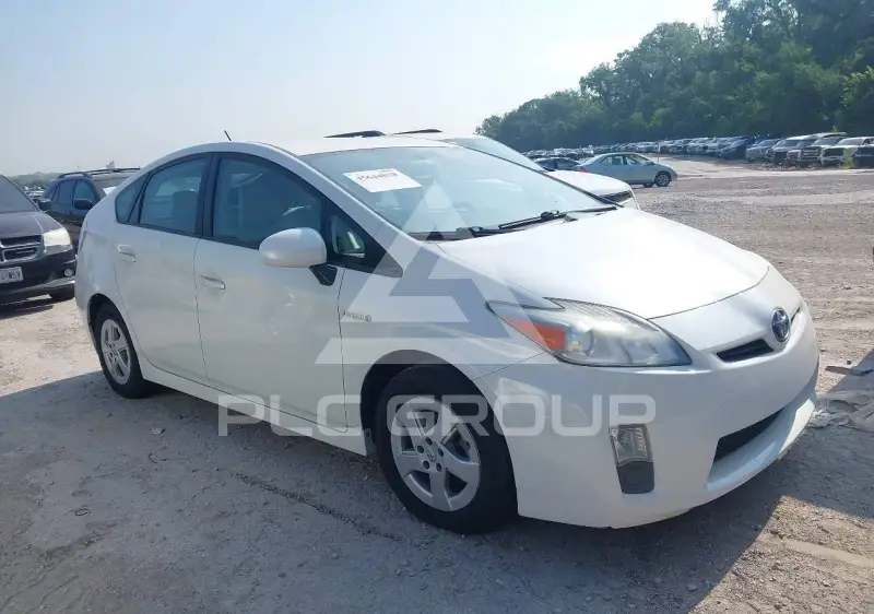 2010 Toyota PRIUS фото