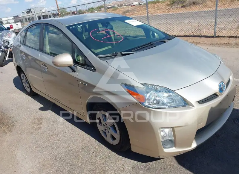 2010 Toyota PRIUS фото