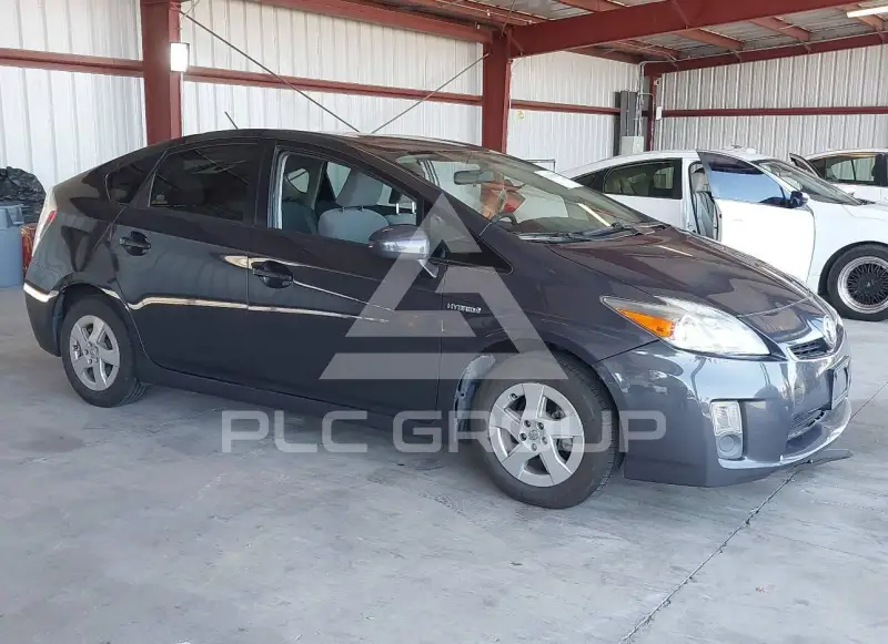 2010 Toyota PRIUS фото
