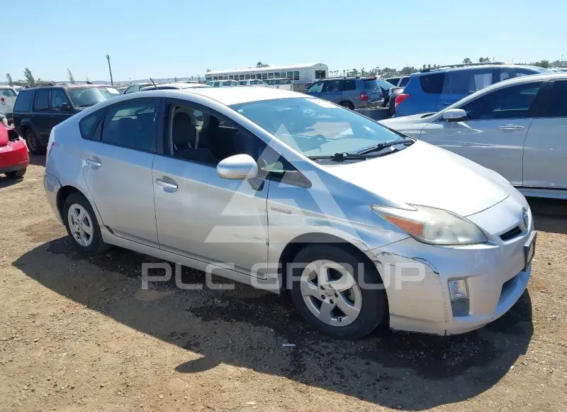 2010 Toyota PRIUS фото