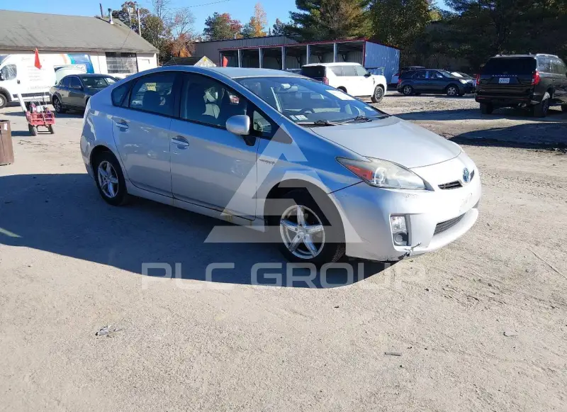 2010 Toyota PRIUS фото