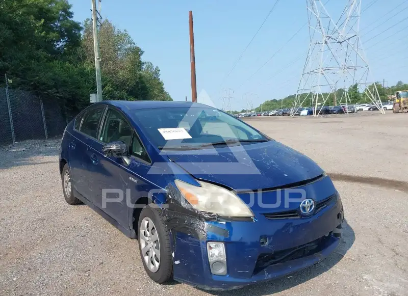 2010 Toyota PRIUS фото